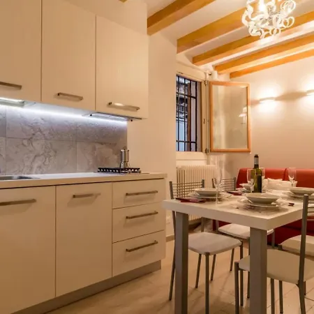 Veneziacentopercento Arco * 威尼斯